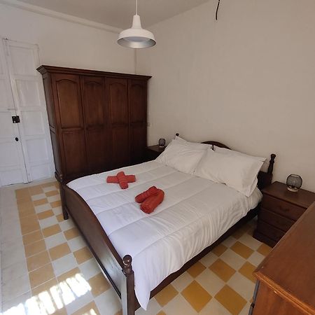 Peaceful Traditional Maltese Townhouse Luqa Buitenkant foto