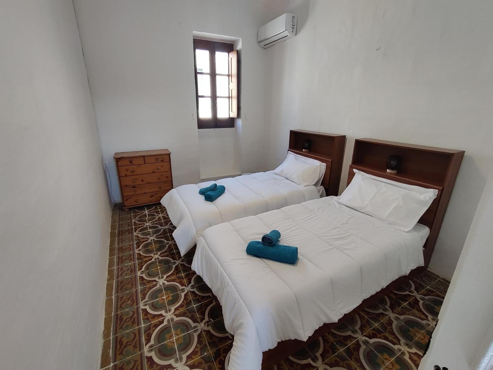 Peaceful Traditional Maltese Townhouse Luqa Buitenkant foto
