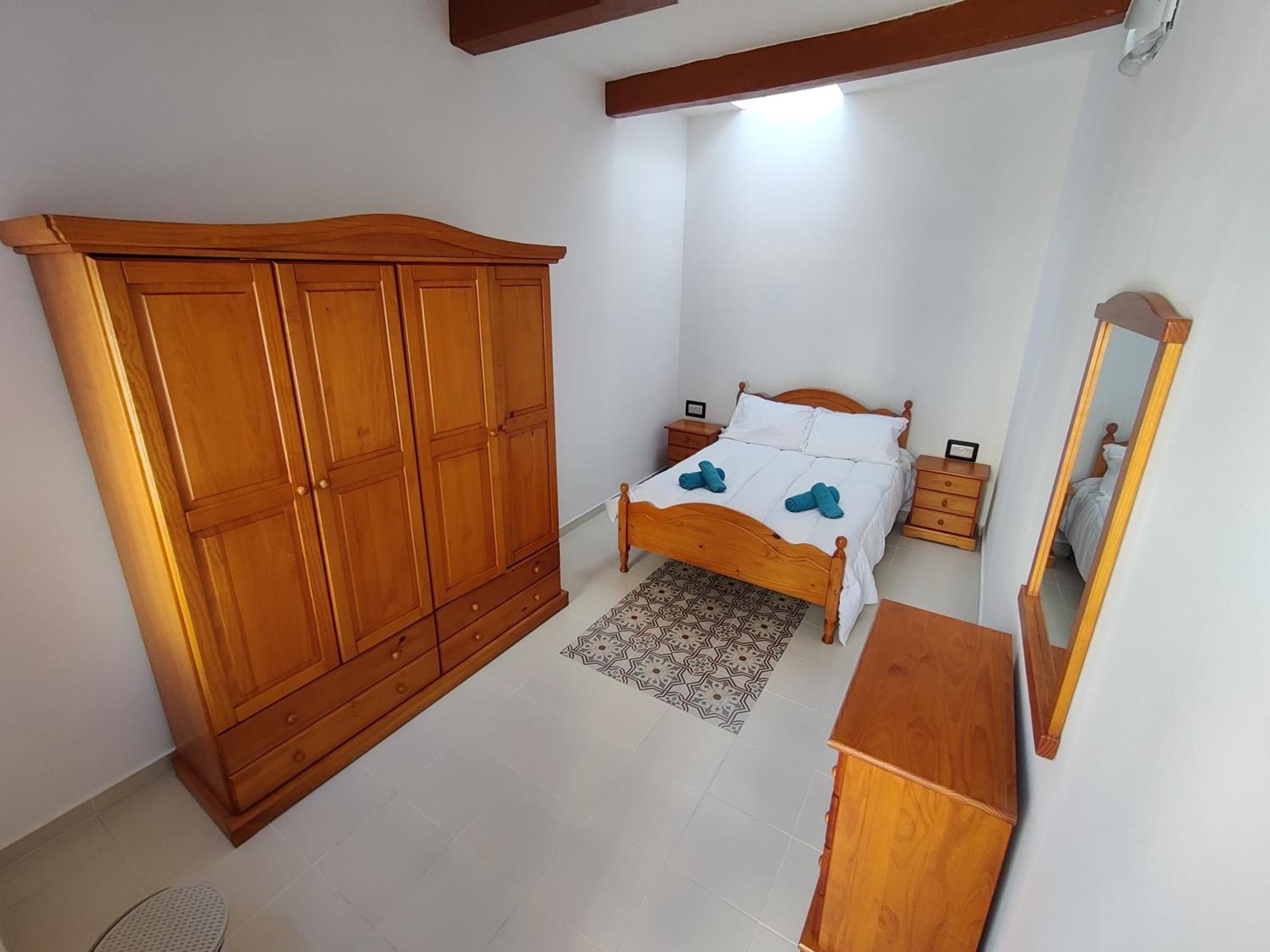 Peaceful Traditional Maltese Townhouse Luqa Buitenkant foto