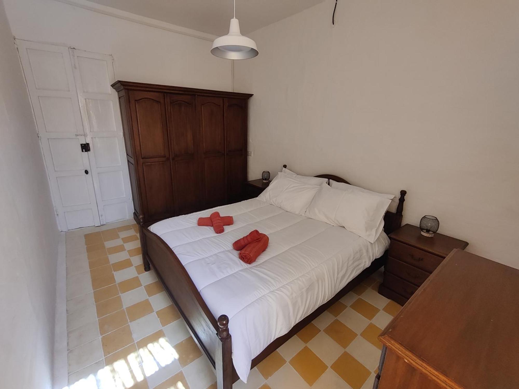 Peaceful Traditional Maltese Townhouse Luqa Buitenkant foto