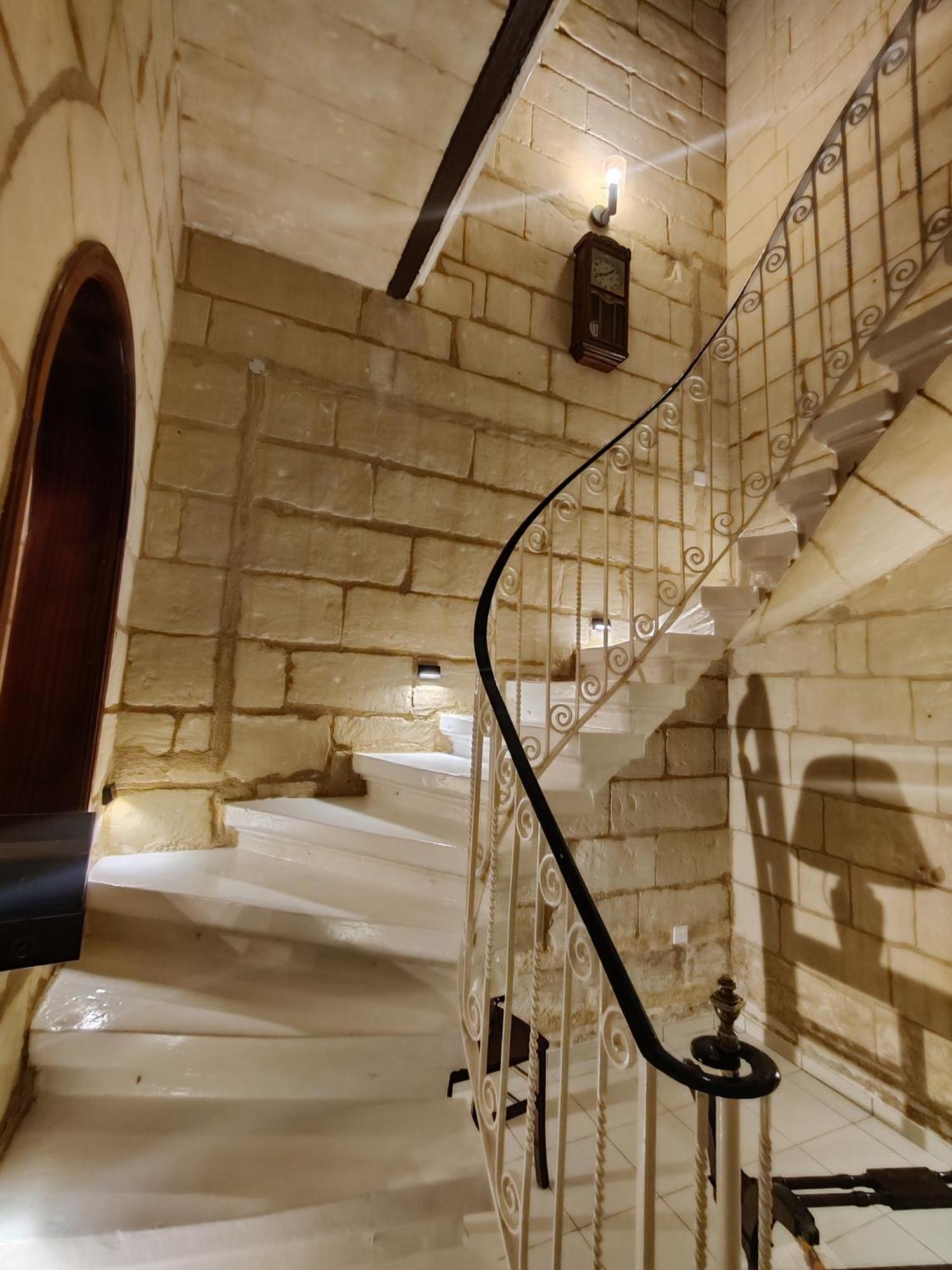 Peaceful Traditional Maltese Townhouse Luqa Buitenkant foto